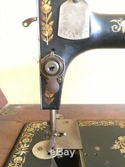 1903 singer Sewing Machine Old Vintage Antique Treadle 6 Oak Drawers Cabinet