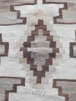 ANTIQUE / VINTAGE NAVAJO INDIAN NATURAL transitional era 1915 RUG old one