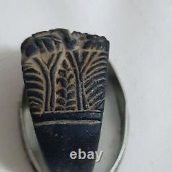 Antique Ancient Old Genuine handmade ring story inlaid Alabaster stone