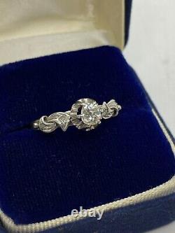 Antique beautiful engagement ring in platinum with a natural old cut diamond