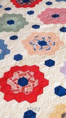 BEAUTIFUL Old Antique QUILT Hand Stitched GRANDMOTHERS FLOWER GARDEN 80X80