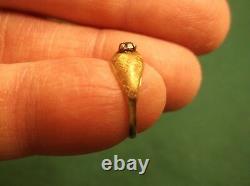 Beautiful Little Old Vtg Antique Ladies Girls 10k Yellow Gold & Blue Topaz Ring