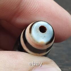 Beautiful Protective Bead Amulet Vintage Old Indo Tibetan Agate pure Eyes