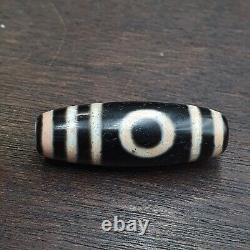 Beautiful Protective Bead Amulet Vintage Old Indo Tibetan Agate pure Eyes