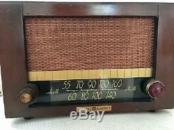 General Electric Antique Vintage AM Tube Old Radio Wood Made Works Great