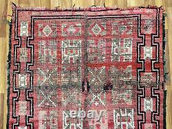 Moroccan antique CARPET vintage area rug hand-made berber old rug 4 x 5 ft