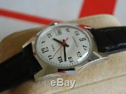 New Old Stock Vintage 1970s TIMEX Manual Wind Men's Watch