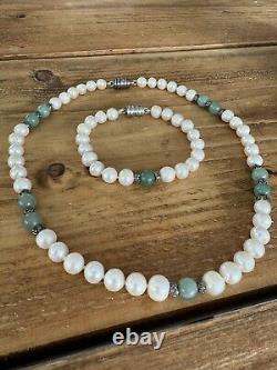 Old Antique Pearls Set Necklace and Braclet With Green Aventurine Stones