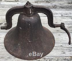 Old Vtg Antique Original Cast Iron School House Dinner Bell No 3 Hand Crank 18