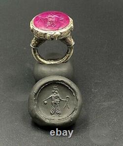 Sasanian Antiquity Engraved Old Gems Stone Ruby Light Stamp Signet Silver Ring