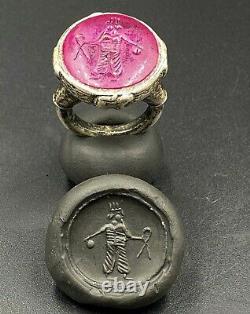Sasanian Antiquity Engraved Old Gems Stone Ruby Light Stamp Signet Silver Ring
