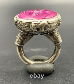 Sasanian Antiquity Engraved Old Gems Stone Ruby Light Stamp Signet Silver Ring