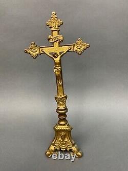 Vintage Antique Ornate Brass Tripod Altar INRI Crucifix Cross 13.5 TALL OLD