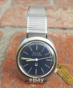 Vintage New Old Stock NOS Bulova Accutron 218 Running Blue Dial Wrist Watch