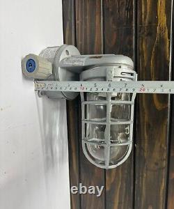 Vintage Old Aluminum Metal Exterior Wall Mount Lithonia Lighting Fixture China