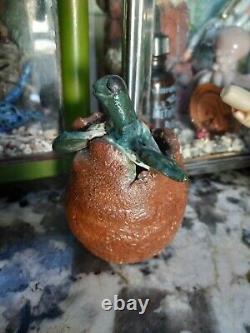 Vintage Old Antique Aquarium Ceramic Pottery Hatching Leatherback Sea Turtle