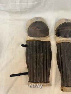 Vintage Spalding antique old men leather Ice hockey goalie knee pads shin guards