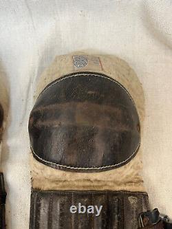 Vintage Spalding antique old men leather Ice hockey goalie knee pads shin guards