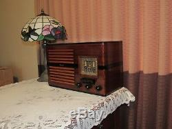 Vintage old wood antique tube radio 1939 Emerson Mdl CQ 286 Very Nice