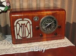 Vintage old wood antique tube radio Air Castle 1938 Hard to find