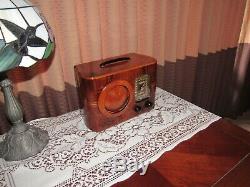Vintage old wood antique tube radio Emerosn Mdl 315 Very Collectable Radio here