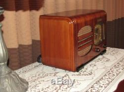 Vintage old wood antique tube radio Lafayette Mdl Freed Eiserman Restored