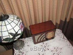 Vintage old wood antique tube radio Philco Mdl 38-12