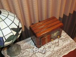 Vintage old wood antique tube radio ZENITH Mdl 6-D-525 Stunning Radio Here